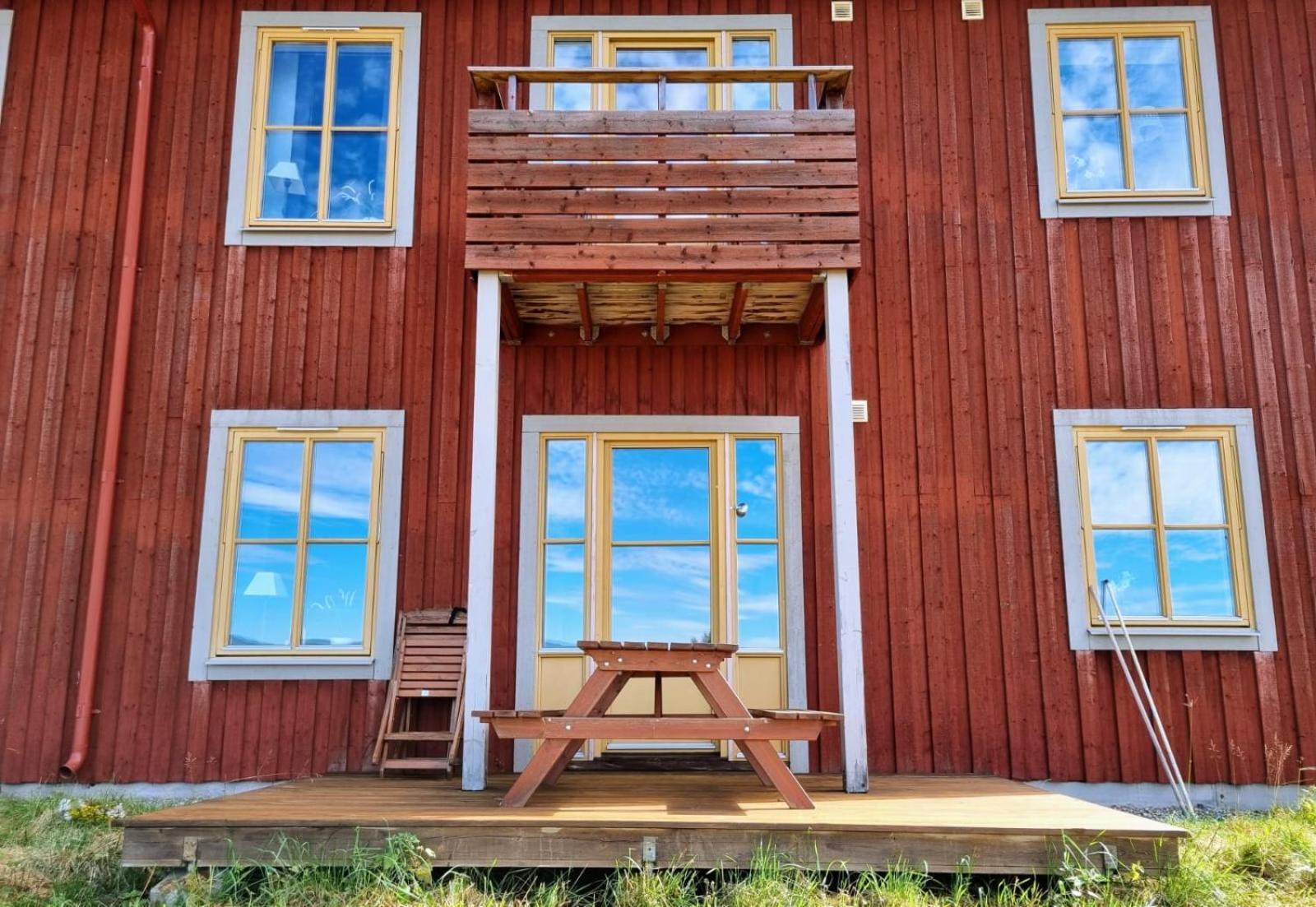 Funaesdalsporten Roeda Husen Funaesdalen المظهر الخارجي الصورة